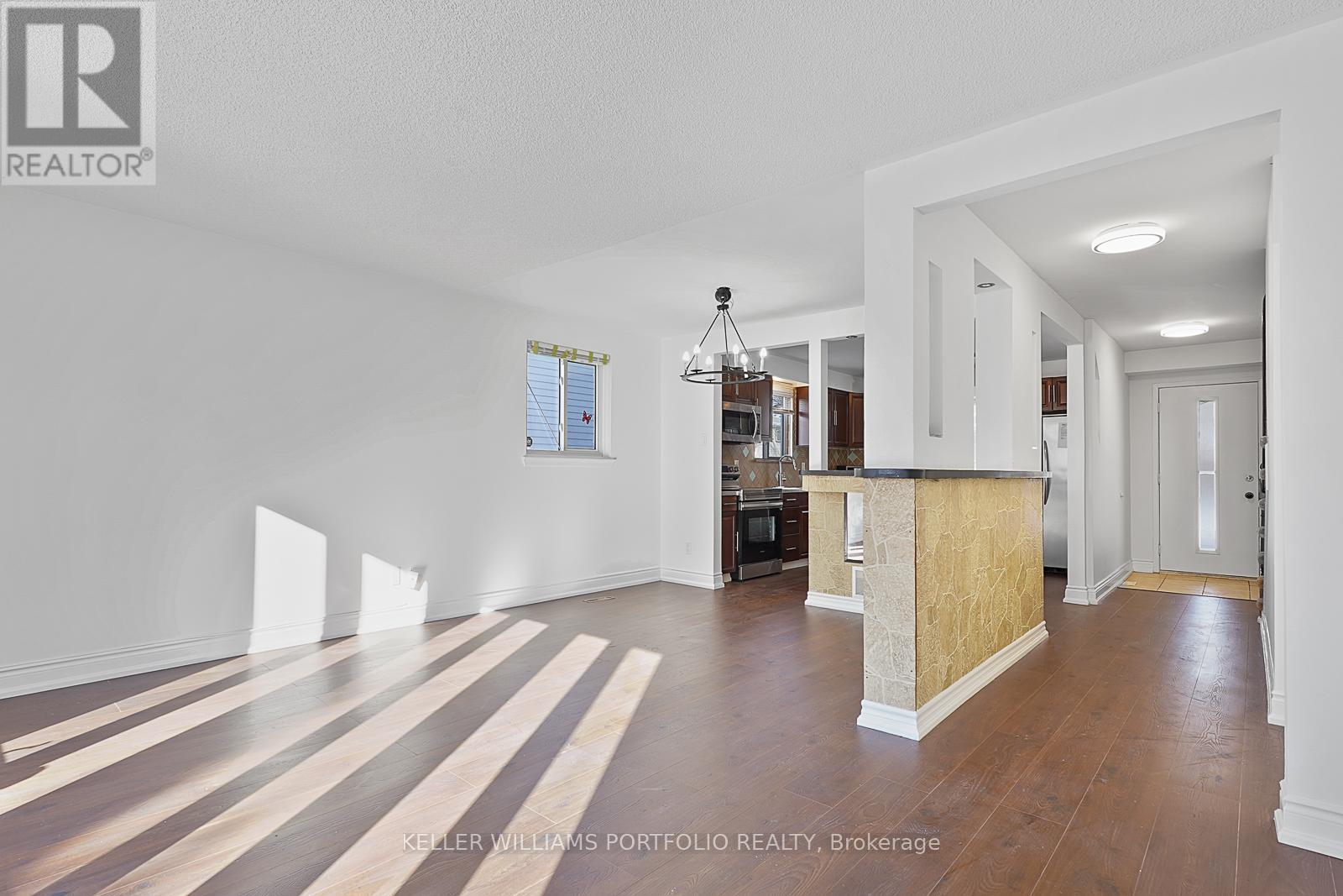 37 Banner Crescent, Ajax, Ontario  L1S 3S8 - Photo 16 - E12712494