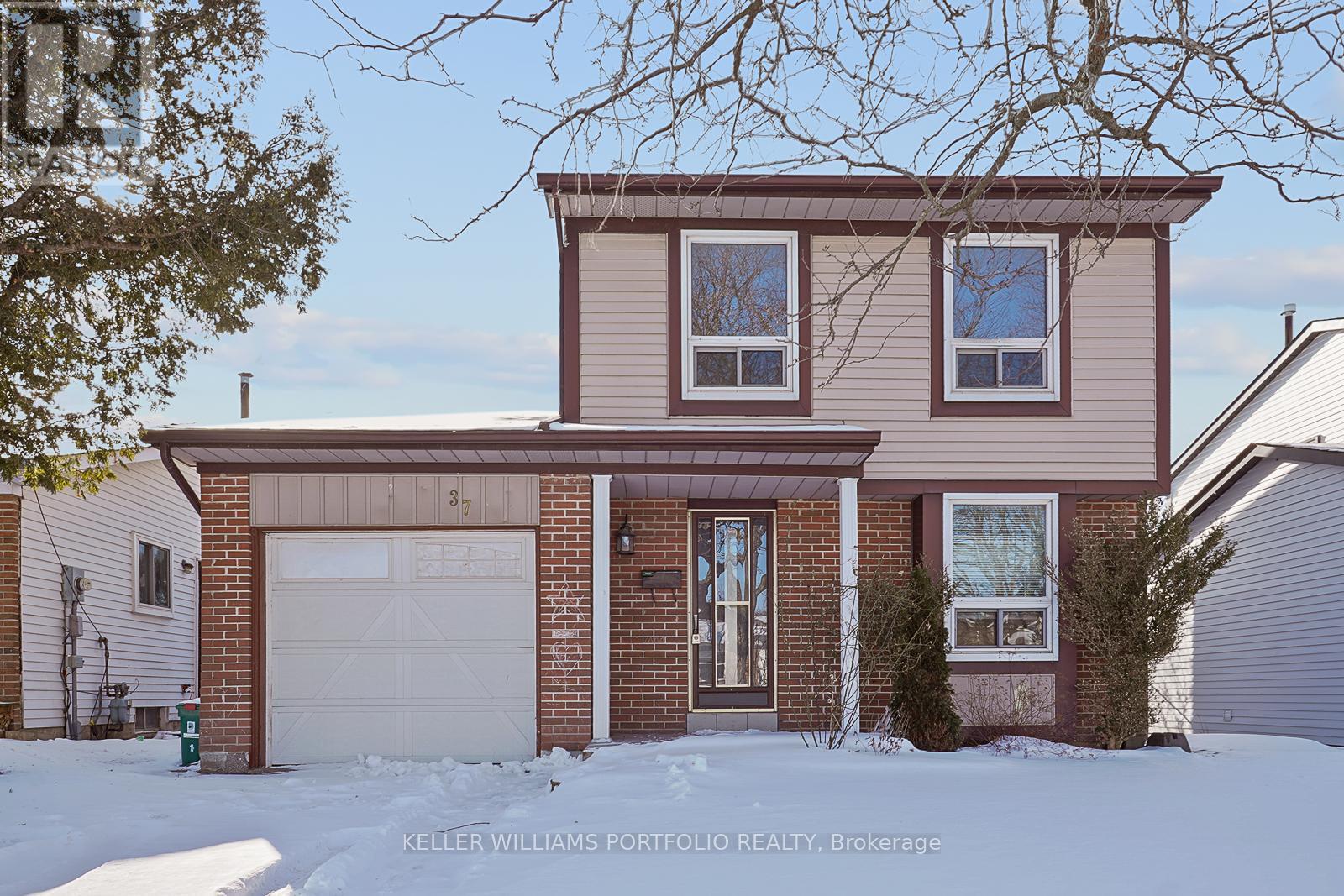 37 Banner Crescent, Ajax, Ontario  L1S 3S8 - Photo 3 - E12712494