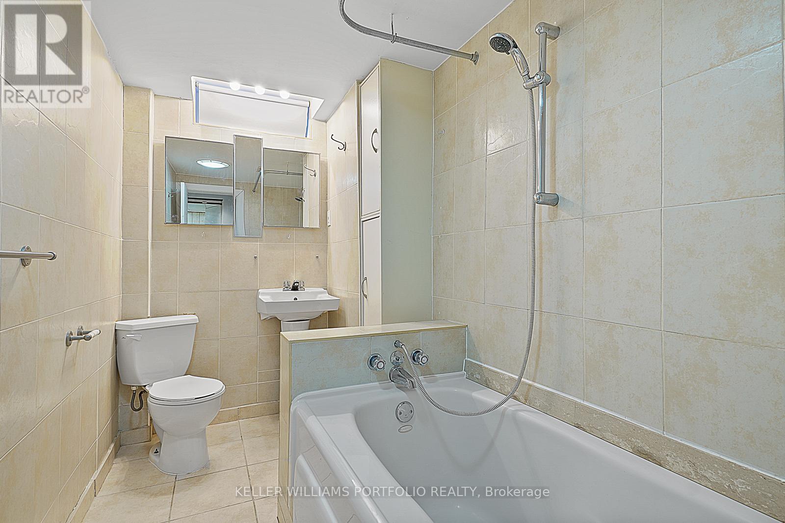 37 Banner Crescent, Ajax, Ontario  L1S 3S8 - Photo 37 - E12712494