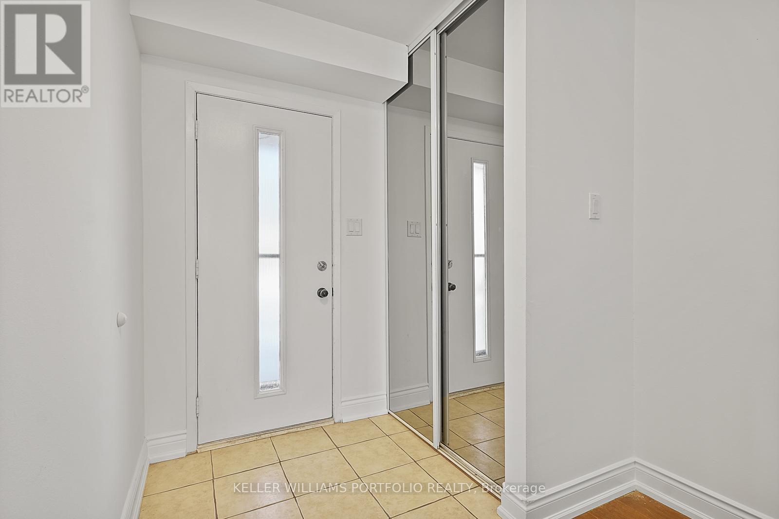 37 Banner Crescent, Ajax, Ontario  L1S 3S8 - Photo 7 - E12712494