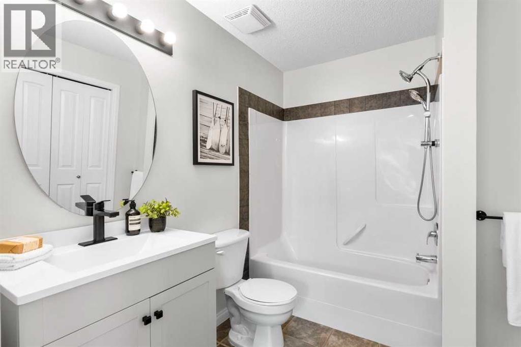 121, 8 Prestwick Pond Terrace  Se, Calgary, Alberta  T2Z 4P3 - Photo 20 - A2279388