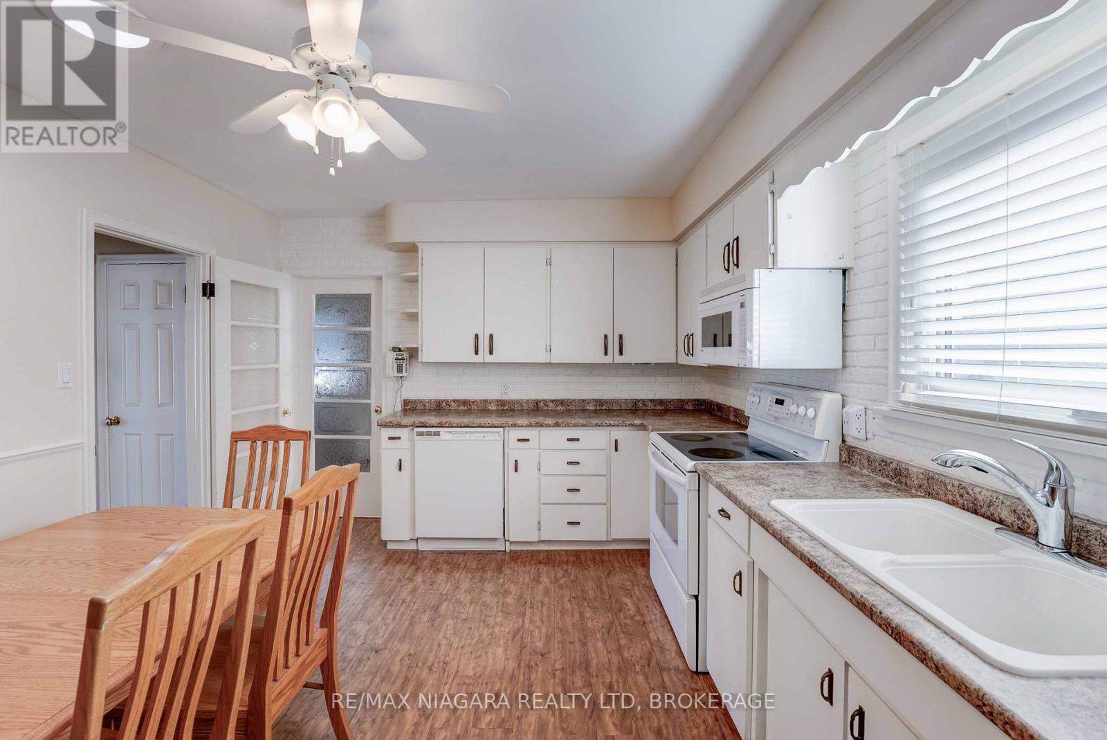 53 Metcalfe Street, Thorold, Ontario  L2V 3A2 - Photo 16 - X12716326