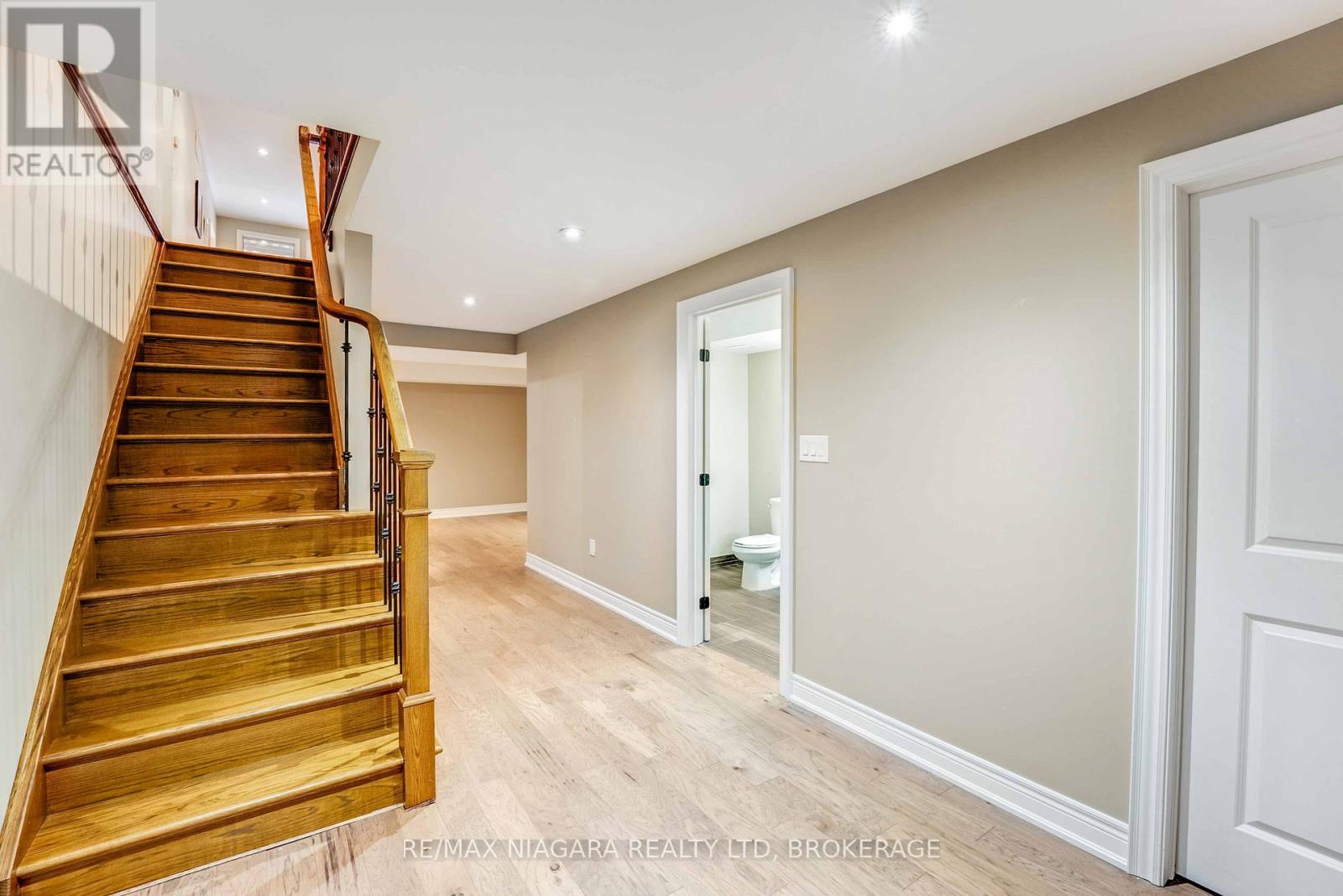 24 Emerald Common, St. Catharines, Ontario  L2M 0A7 - Photo 22 - X12716334