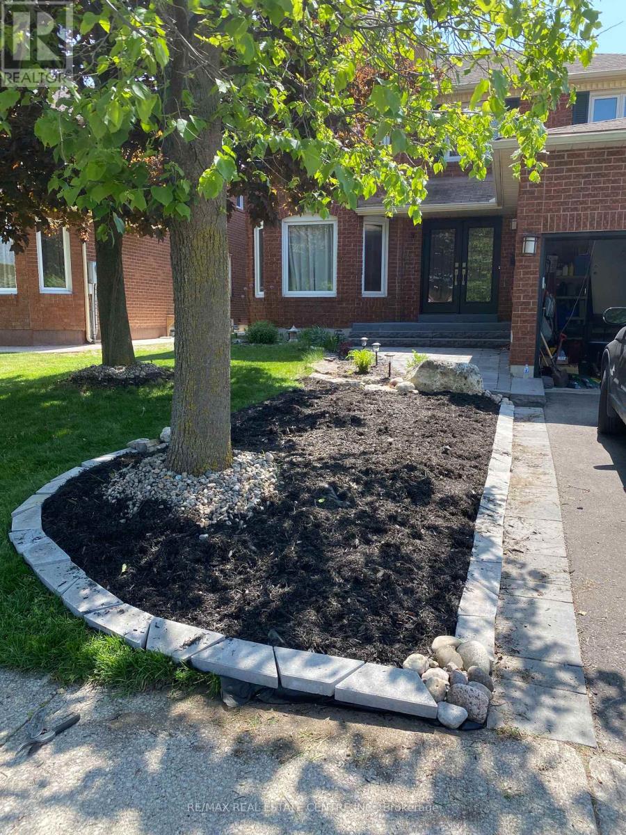 38 Sapphire Crescent, Brampton, Ontario  L6Z 4M4 - Photo 46 - W12716056