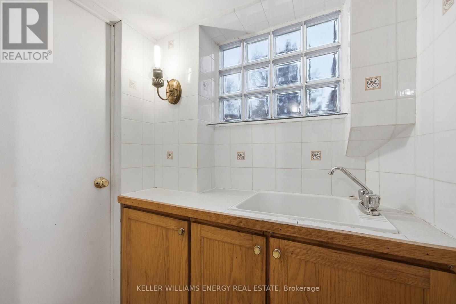 1485 Oneida Court, Oshawa, Ontario  L1G 4M7 - Photo 38 - E12716302