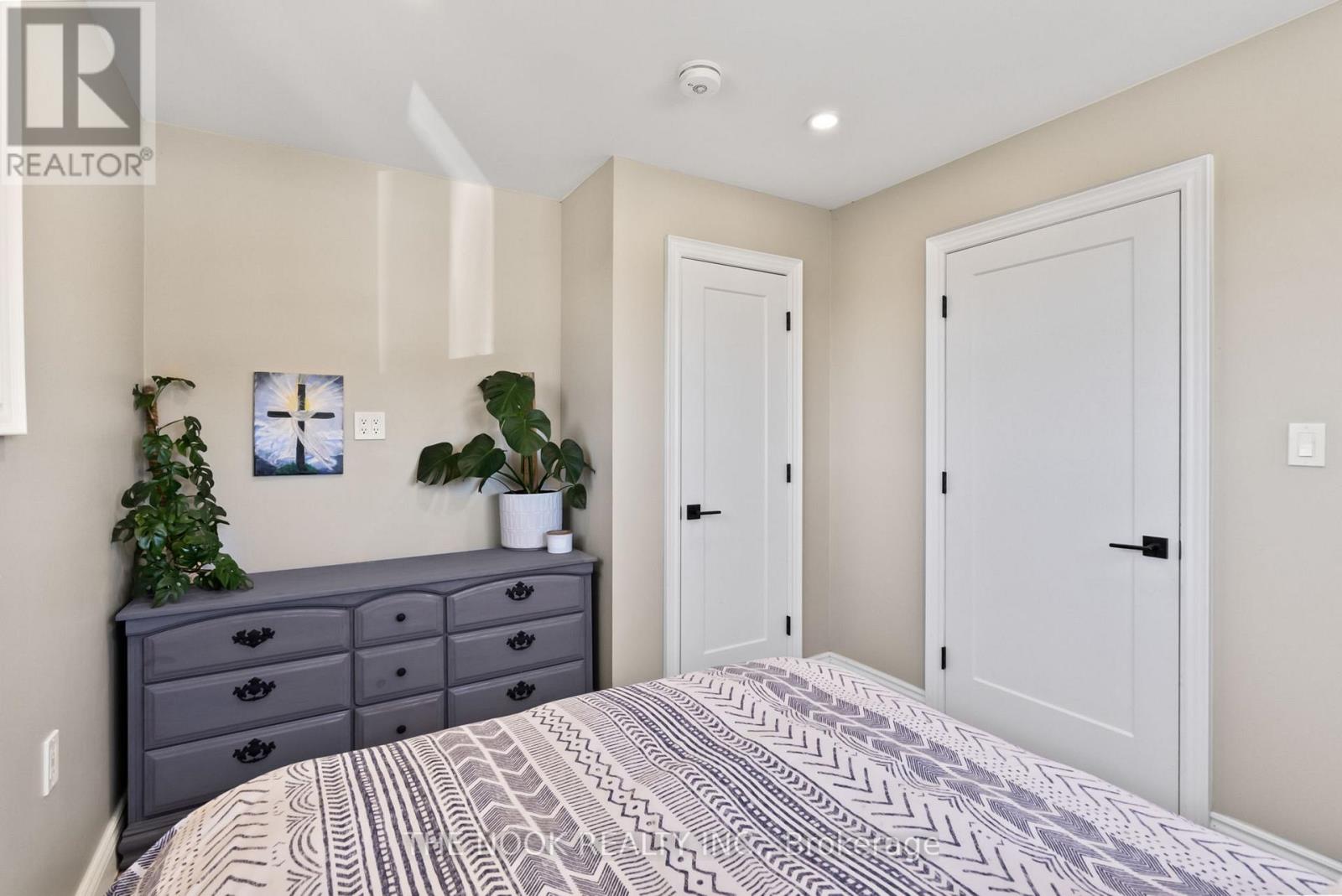 46 Mcguire Beach Road, Kawartha Lakes, Ontario  K0M 2B0 - Photo 16 - X12716380