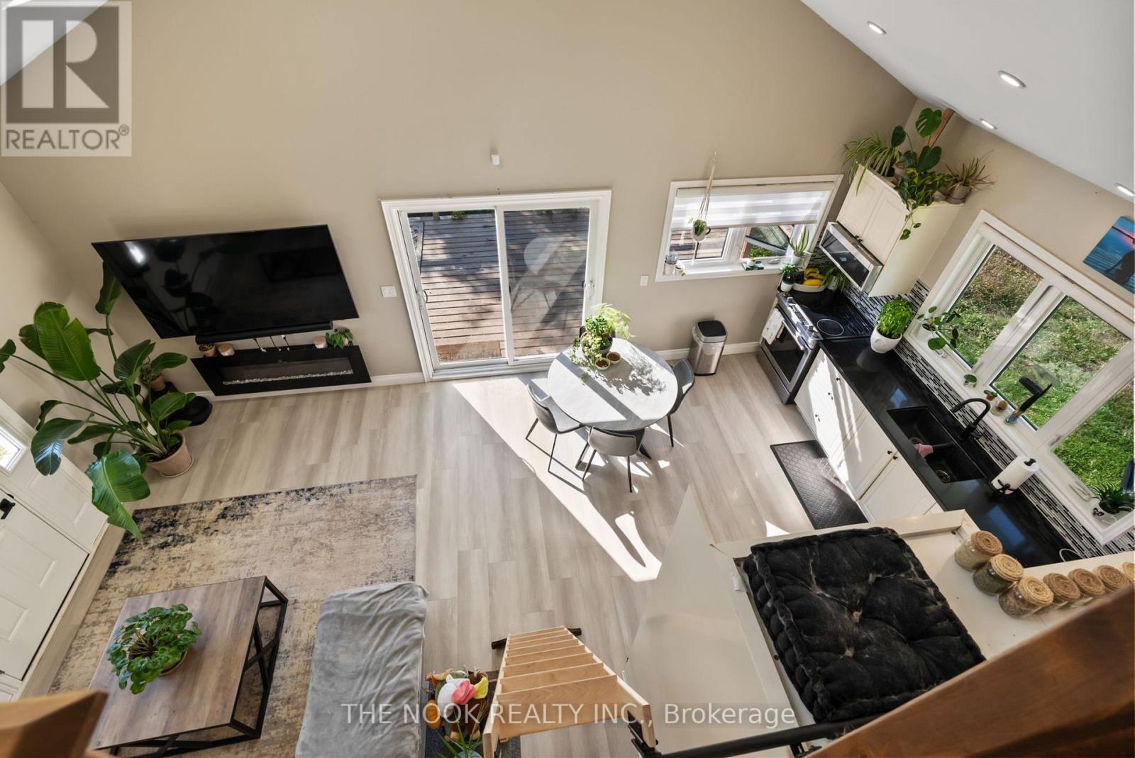 46 Mcguire Beach Road, Kawartha Lakes, Ontario  K0M 2B0 - Photo 19 - X12716380