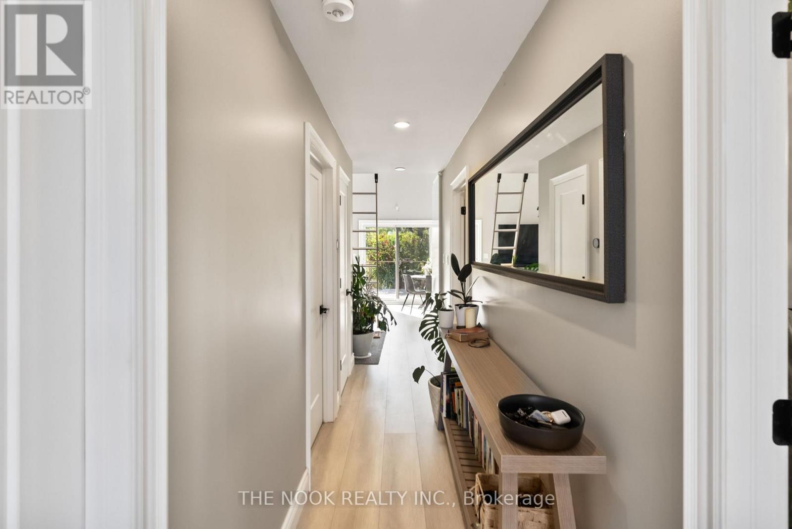 46 Mcguire Beach Road, Kawartha Lakes, Ontario  K0M 2B0 - Photo 6 - X12716380