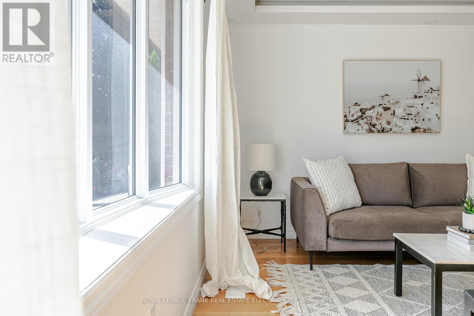 972 Southlawn Drive, Peterborough, Ontario K9J 1G2 - Photo 13 - X12716402