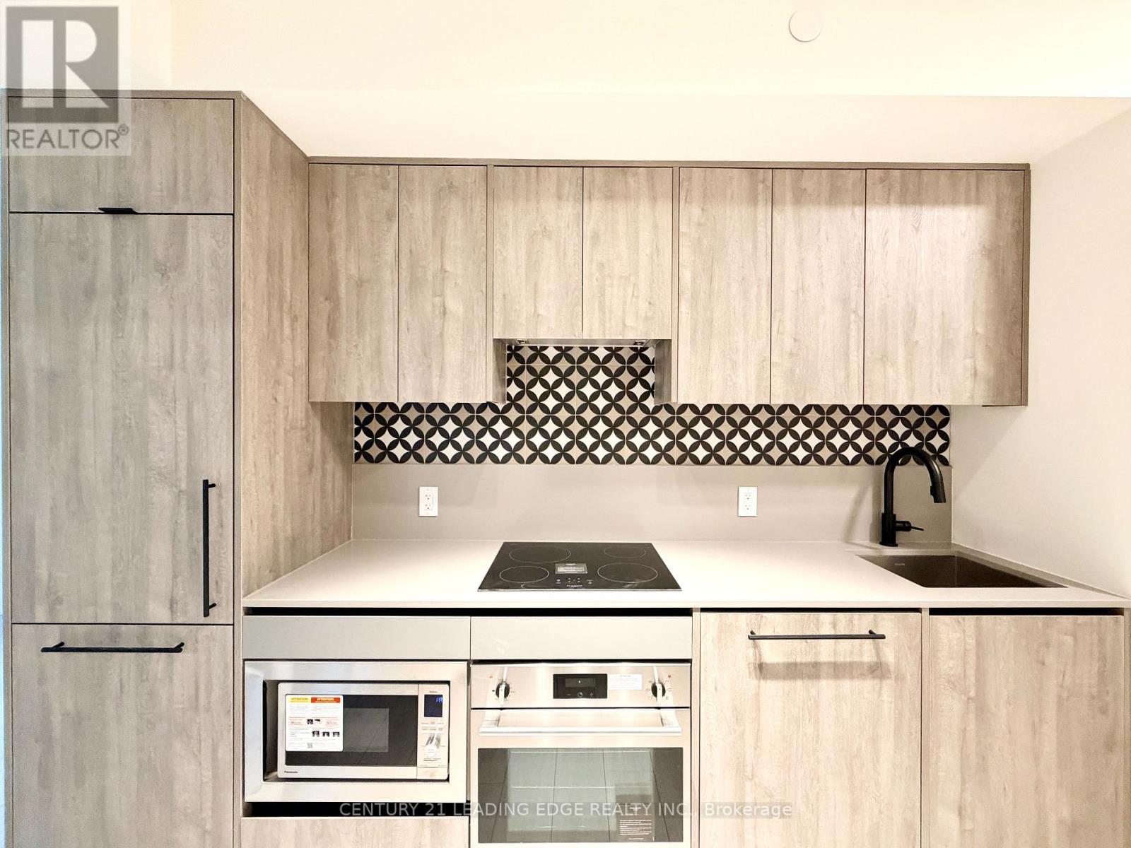 701 - 5 Lakeview Avenue, Toronto, Ontario  M6J 0H3 - Photo 10 - C12716264