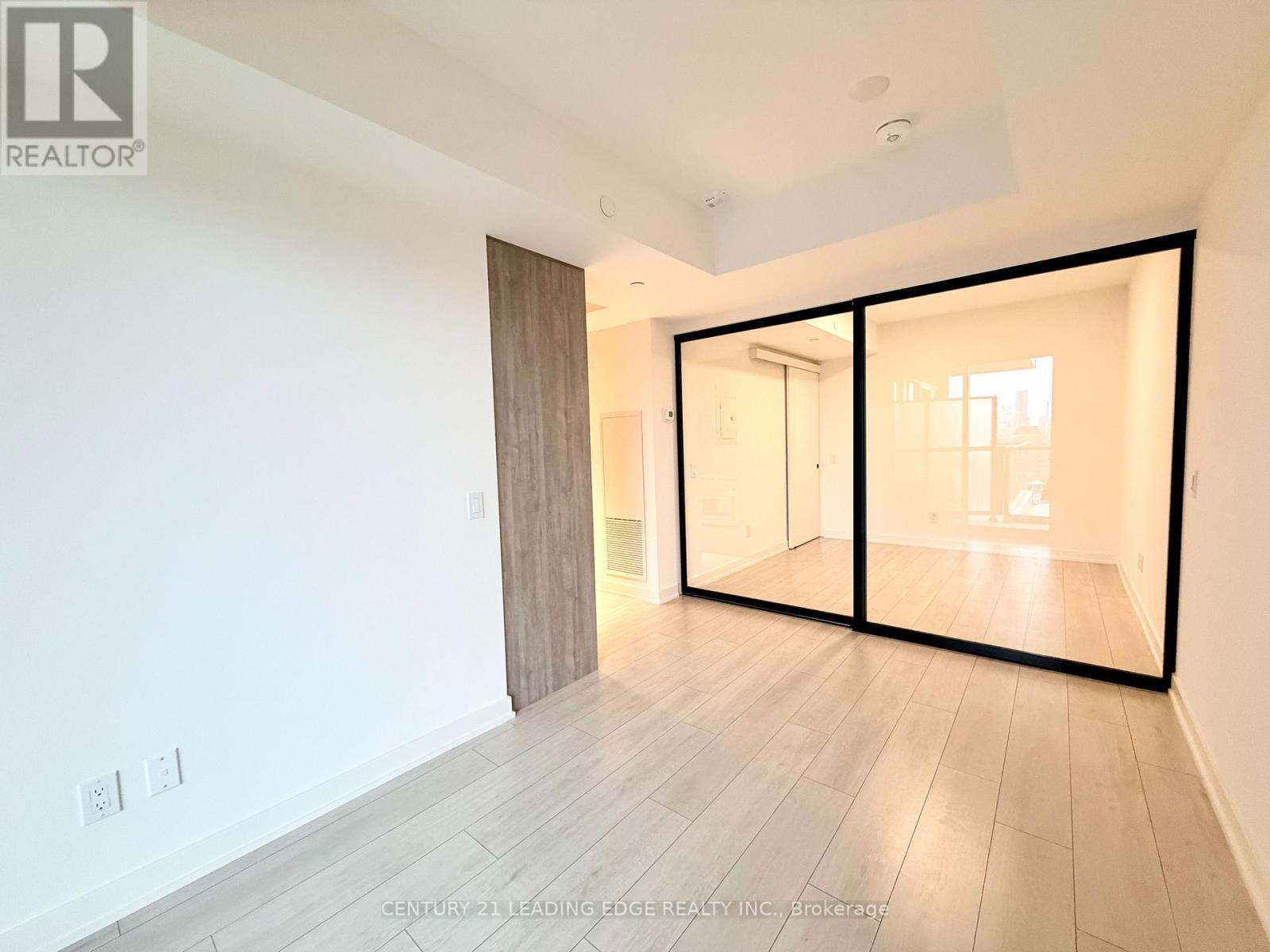 701 - 5 Lakeview Avenue, Toronto, Ontario  M6J 0H3 - Photo 13 - C12716264