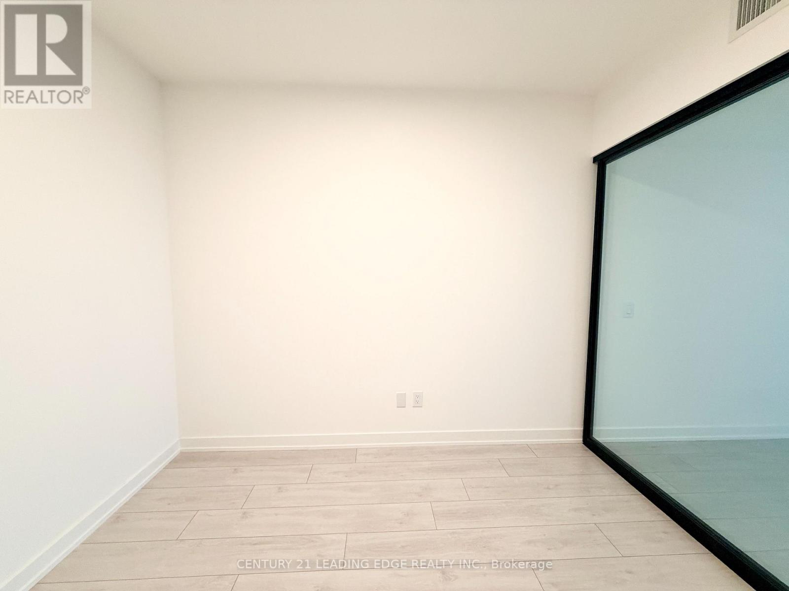 701 - 5 Lakeview Avenue, Toronto, Ontario  M6J 0H3 - Photo 18 - C12716264