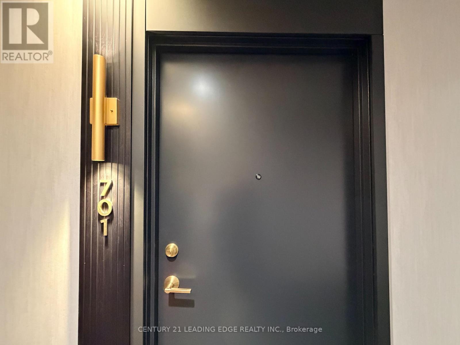 701 - 5 Lakeview Avenue, Toronto, Ontario  M6J 0H3 - Photo 7 - C12716264