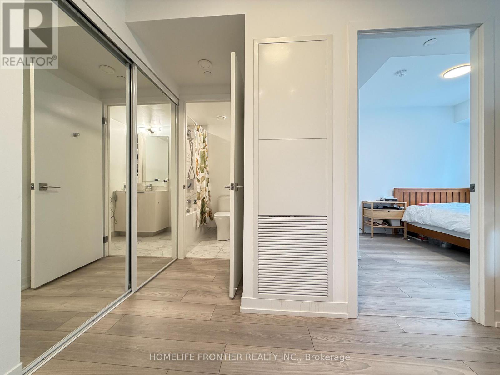 2205 - 82 Dalhousie Street, Toronto, Ontario  M5B 0C5 - Photo 13 - C12716278