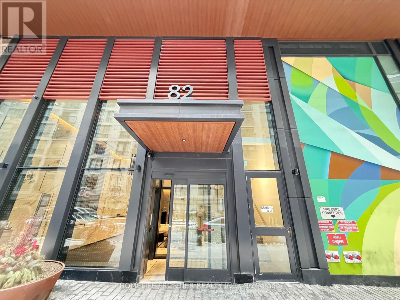 2205 - 82 Dalhousie Street, Toronto, Ontario  M5B 0C5 - Photo 2 - C12716278