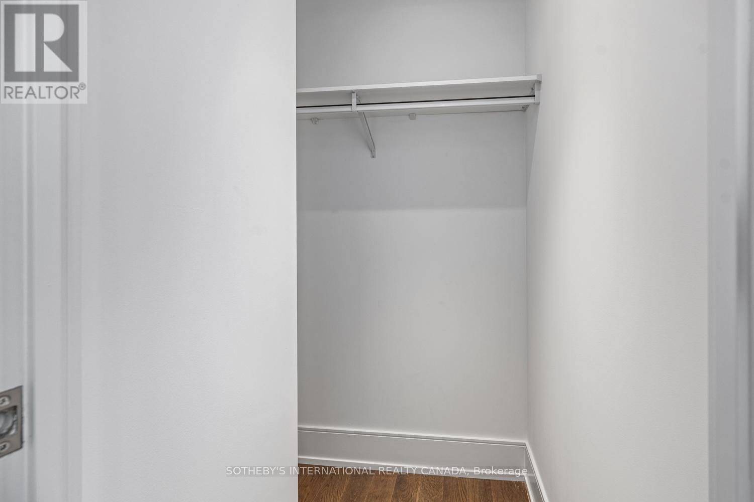 2909 - 30 Inn On The Park Drive, Toronto, Ontario  M3C 0P7 - Photo 18 - C12716370