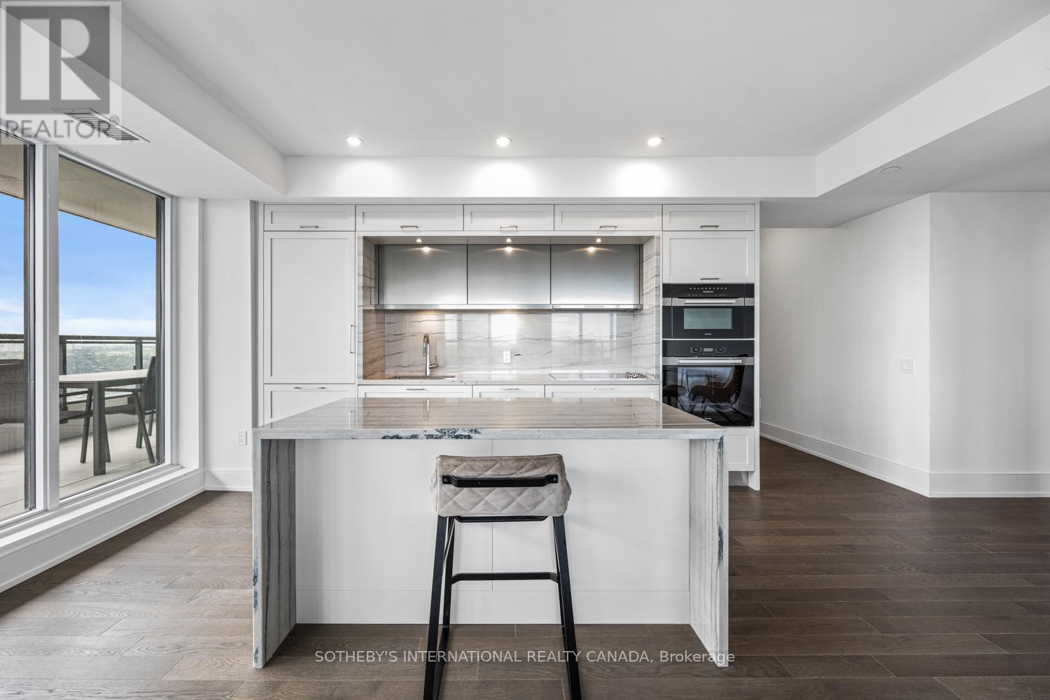 2909 - 30 Inn On The Park Drive, Toronto, Ontario  M3C 0P7 - Photo 7 - C12716370