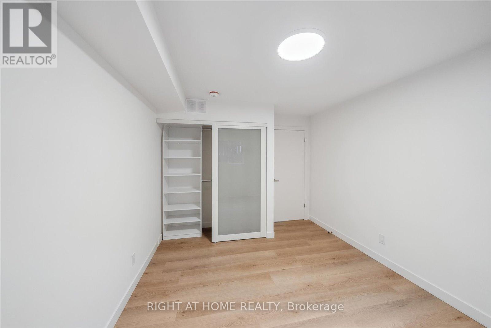 8 - 321 St George Street, Toronto, Ontario  M5R 2R2 - Photo 9 - C12716426