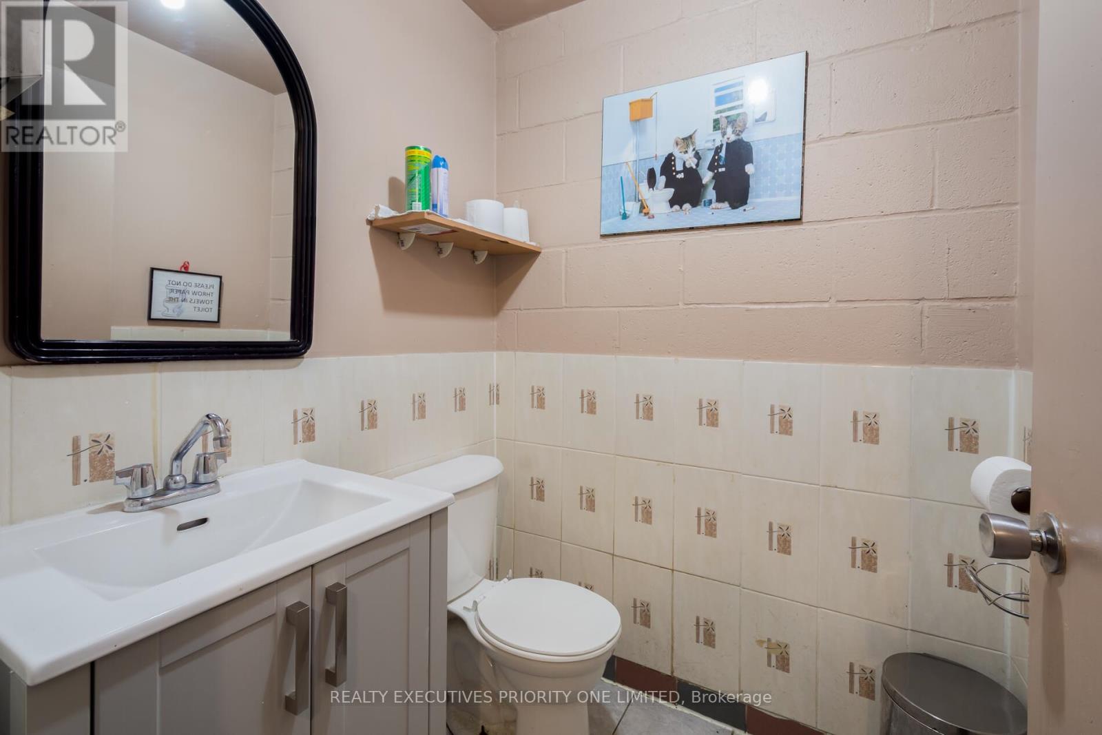 4923 Bathurst Street, Toronto, Ontario  M2R 1X8 - Photo 10 - C12716456