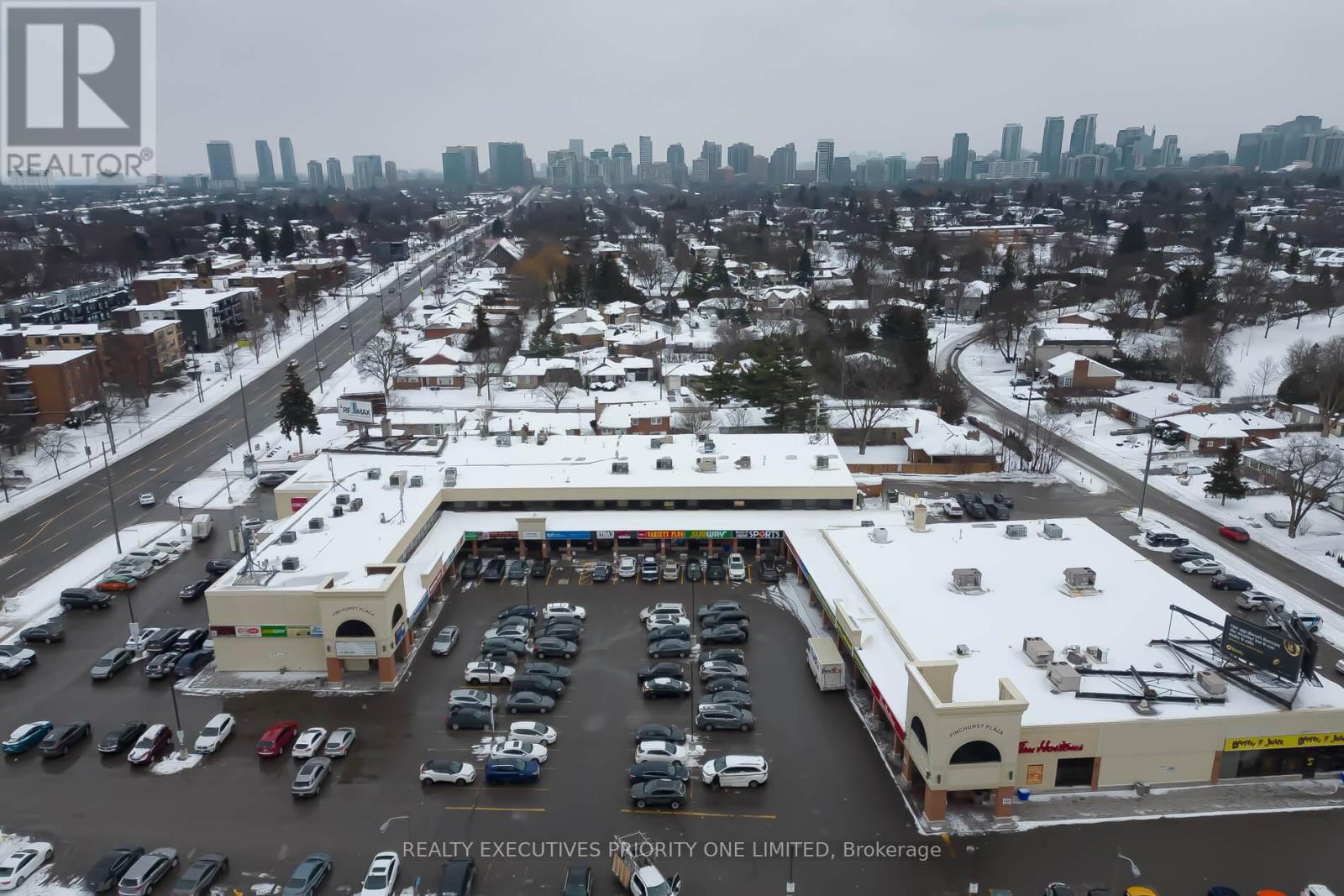 4923 Bathurst Street, Toronto, Ontario  M2R 1X8 - Photo 12 - C12716456