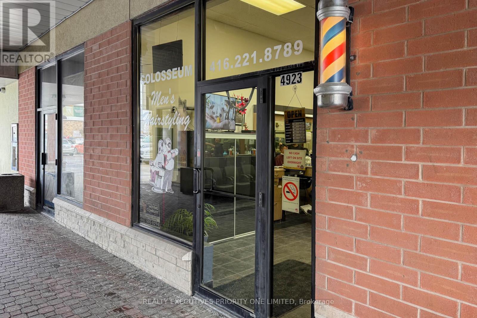 4923 Bathurst Street, Toronto, Ontario  M2R 1X8 - Photo 2 - C12716456