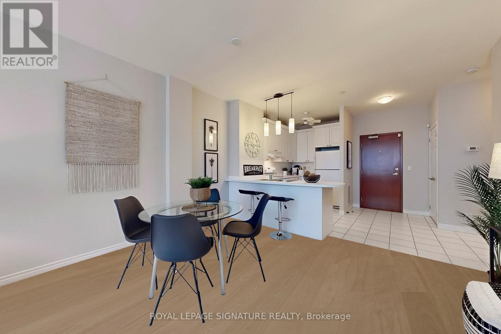 209 - 980 Yonge Street, Toronto, Ontario  M4W 3V8 - Photo 3 - C12716466