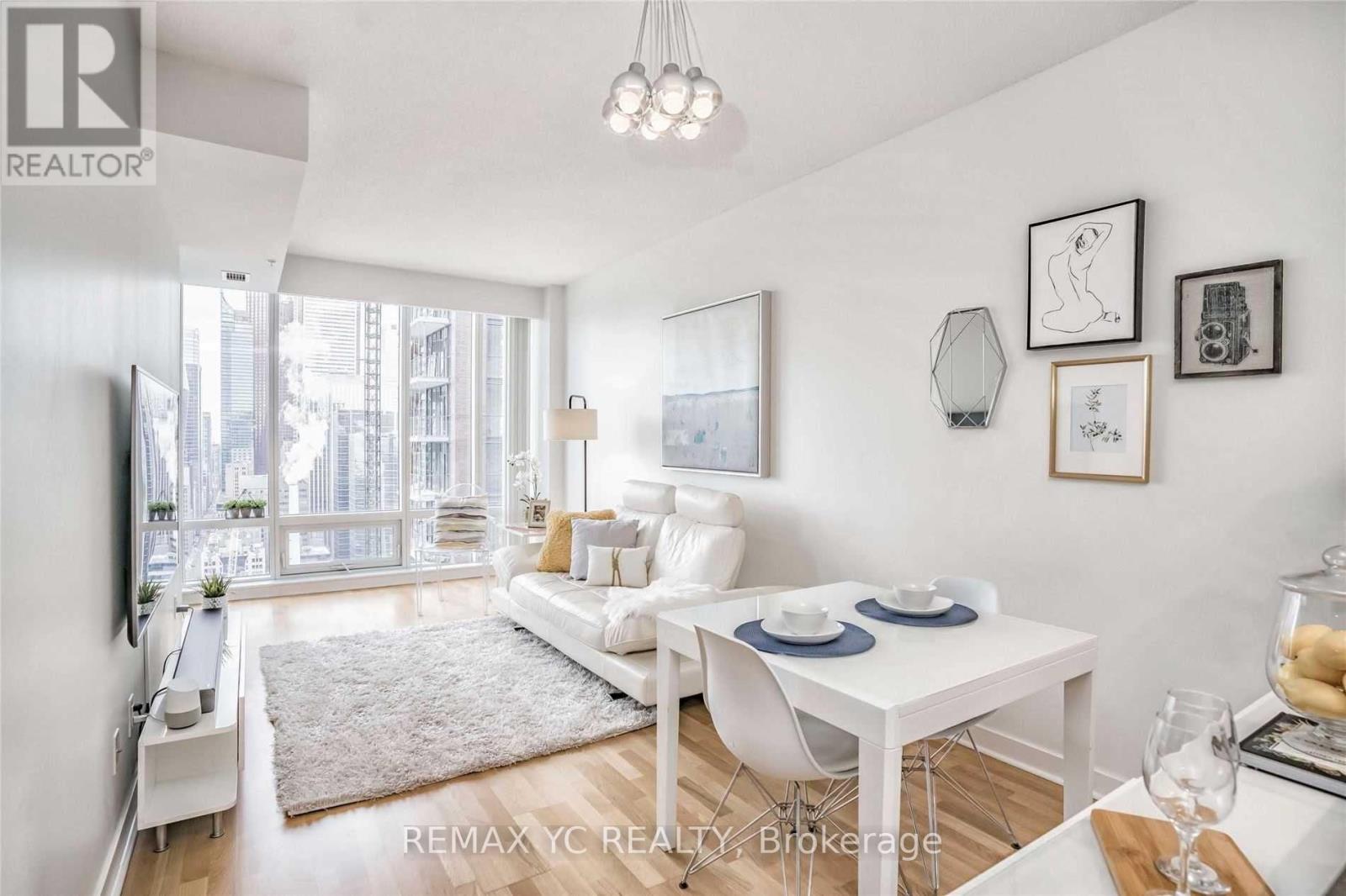 3505 - 295 Adelaide Street W, Toronto, Ontario  M5V 0L4 - Photo 7 - C12716496