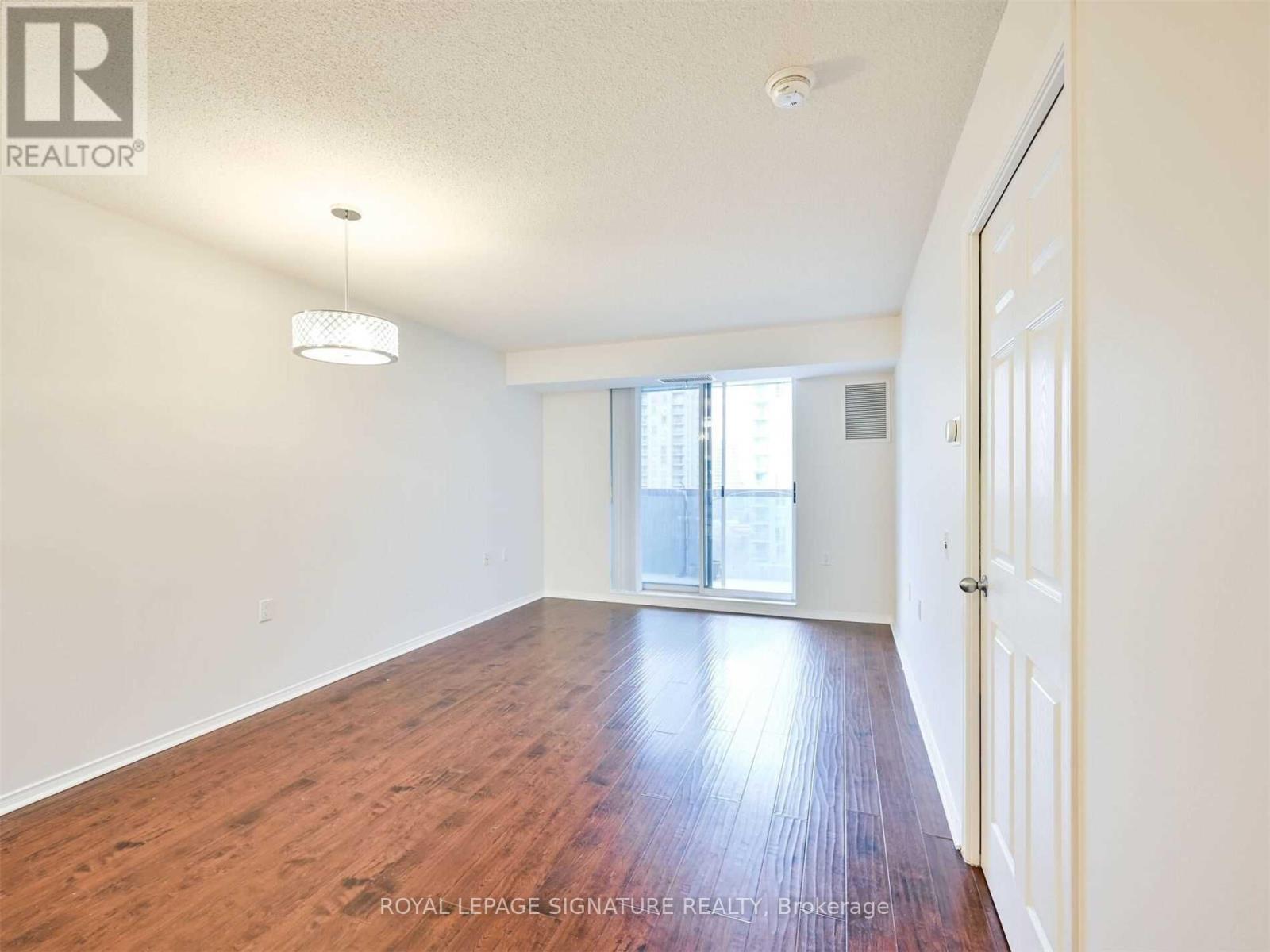 1501 - 35 Finch Avenue E, Toronto, Ontario  M2N 6Z9 - Photo 2 - C12716532