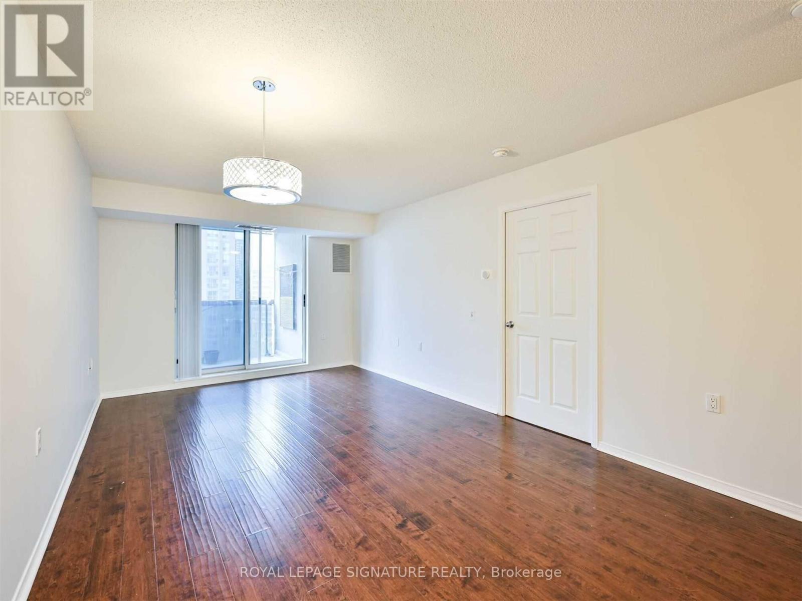 1501 - 35 Finch Avenue E, Toronto, Ontario  M2N 6Z9 - Photo 4 - C12716532