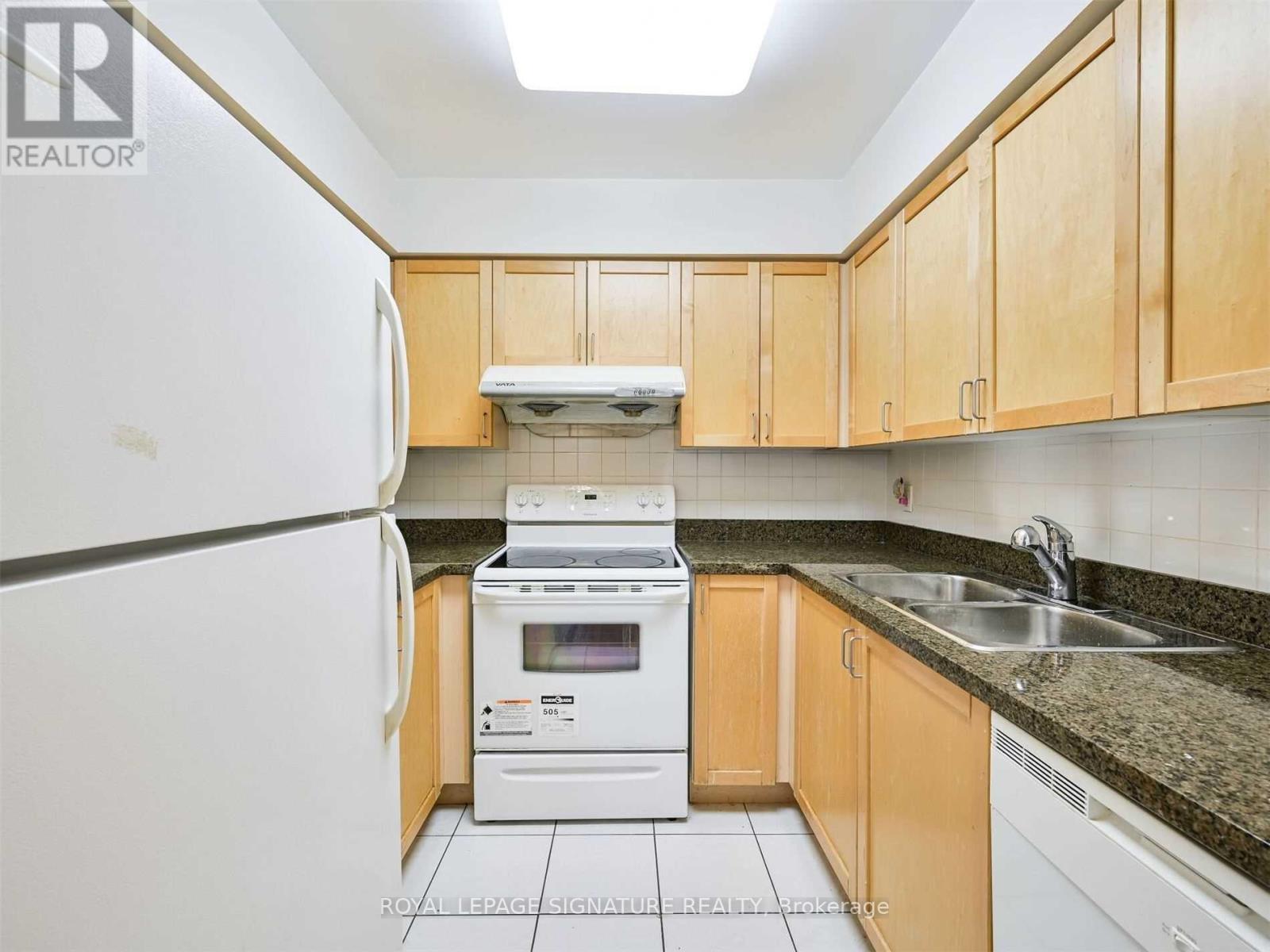 1501 - 35 Finch Avenue E, Toronto, Ontario  M2N 6Z9 - Photo 8 - C12716532