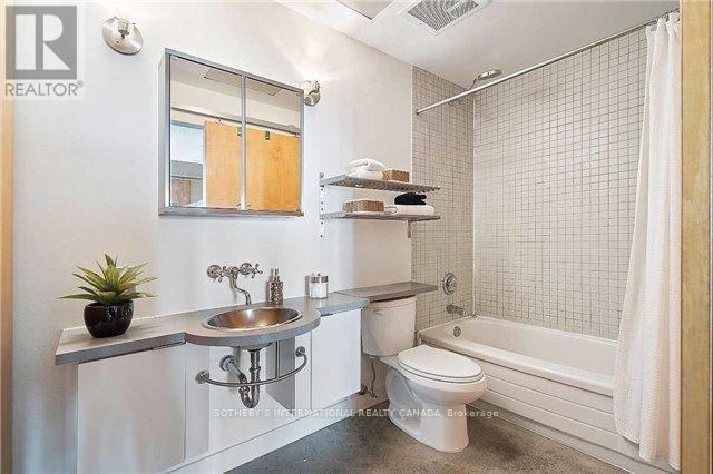 508 - 29 Camden Street, Toronto, Ontario  M5V 3N3 - Photo 11 - C12716538