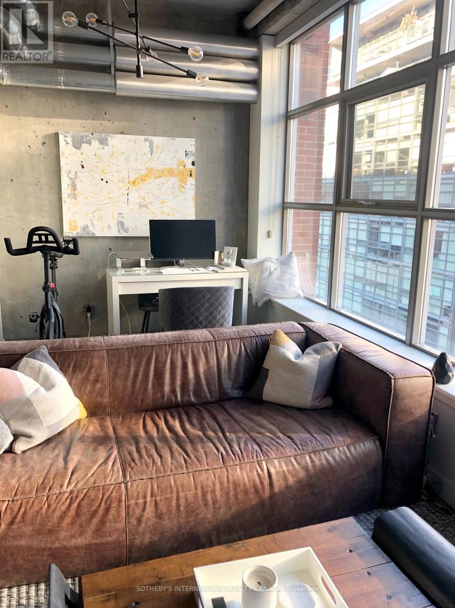 508 - 29 Camden Street, Toronto, Ontario  M5V 3N3 - Photo 5 - C12716538