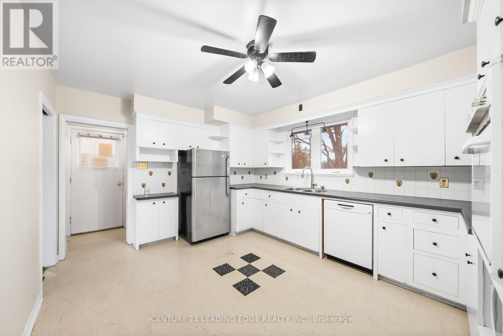 541 Rouge Hills Drive, Toronto, Ontario  M1C 2Z9 - Photo 14 - E12716292