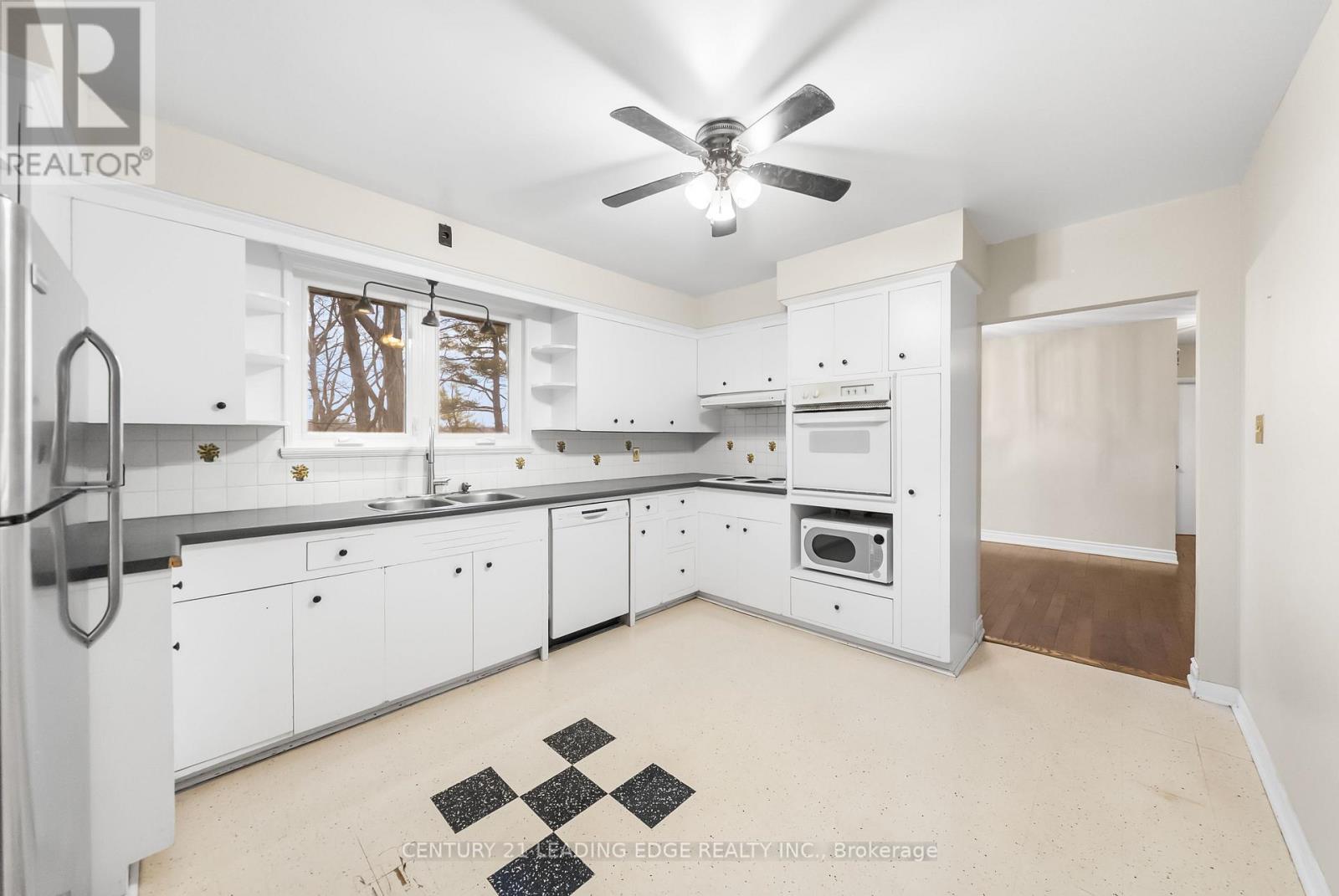 541 Rouge Hills Drive, Toronto, Ontario  M1C 2Z9 - Photo 16 - E12716292