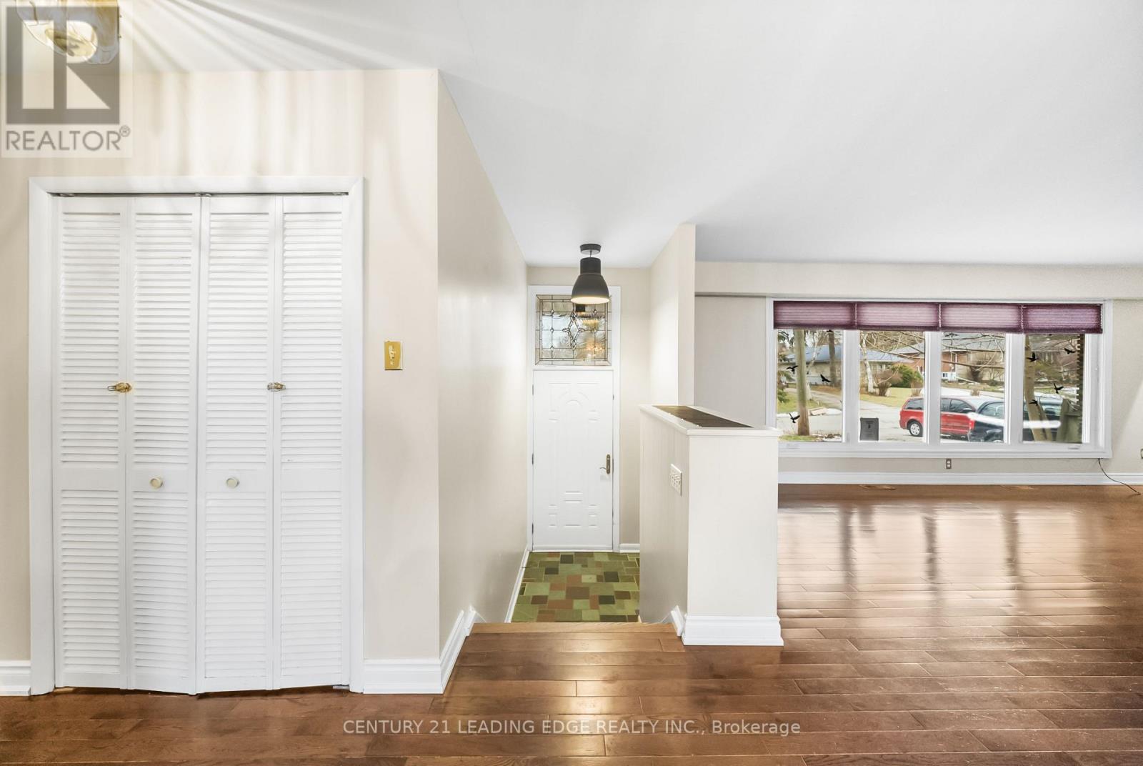 541 Rouge Hills Drive, Toronto, Ontario  M1C 2Z9 - Photo 7 - E12716292