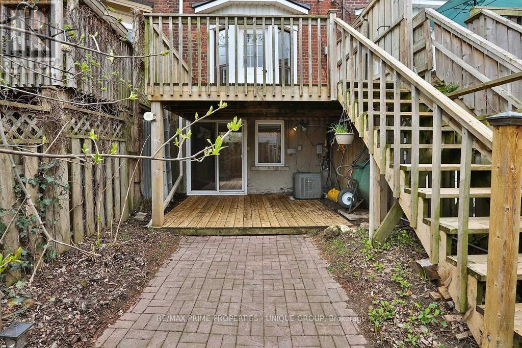 589 Logan Avenue, Toronto, Ontario  M4K 3B9 - Photo 23 - E12716304