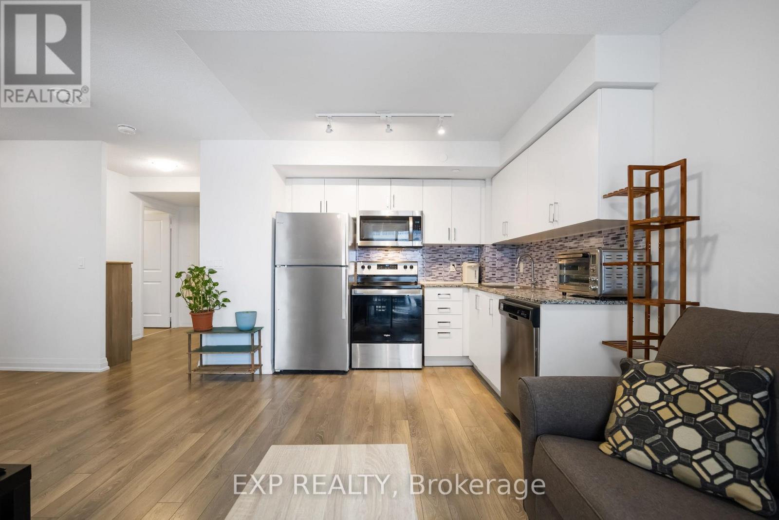 629 - 20 Meadowglen Place, Toronto, Ontario  M1G 0A9 - Photo 18 - E12716432