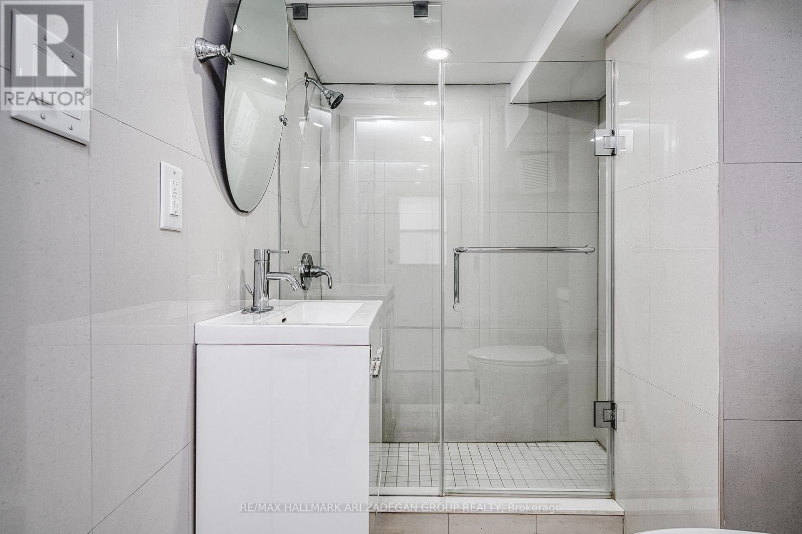 Lower Fl - 138 Booth Avenue, Toronto, Ontario  M4M 2M4 - Photo 5 - E12716540