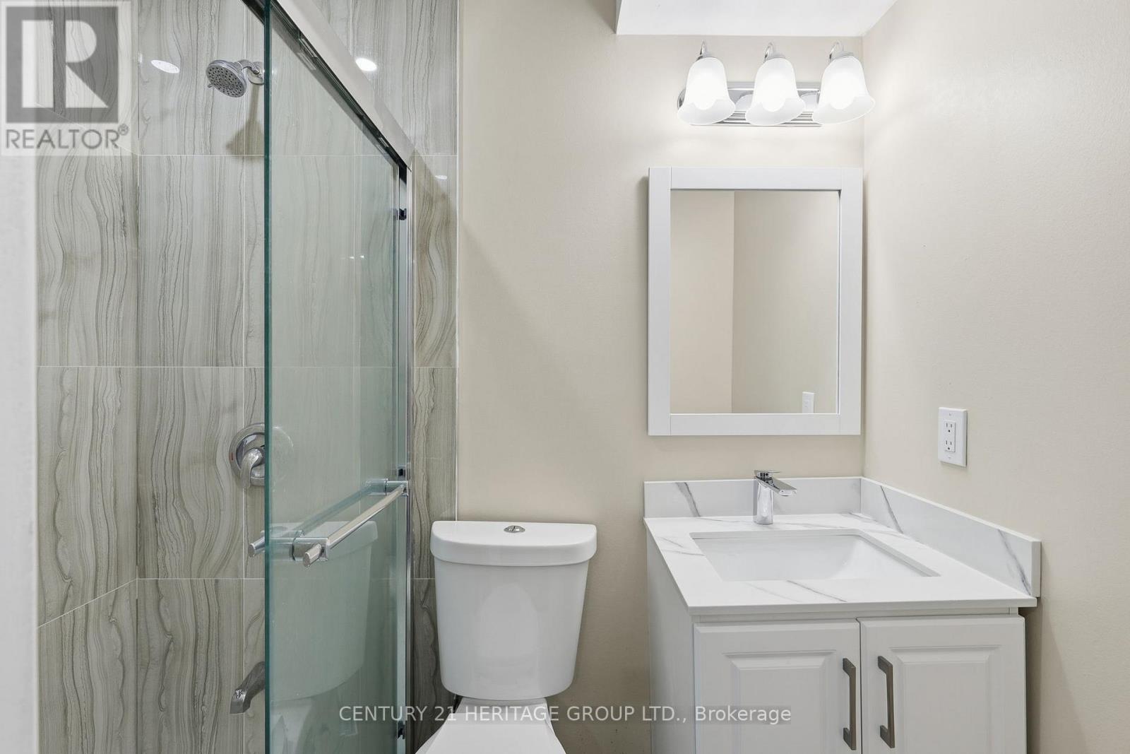 40 Cliff Gunn Road, Newmarket, Ontario  L3X 3J8 - Photo 22 - N12716360