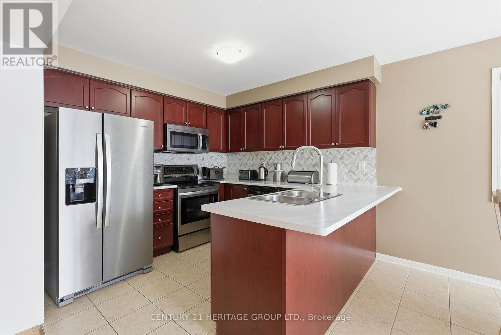 40 Cliff Gunn Road, Newmarket, Ontario  L3X 3J8 - Photo 8 - N12716360