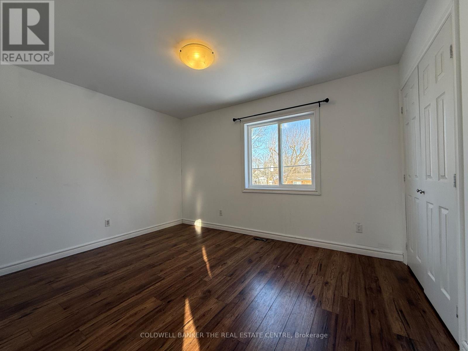 Upper - 27182a Civic Centre Road, Georgina, Ontario  L4P 3E9 - Photo 12 - N12716364