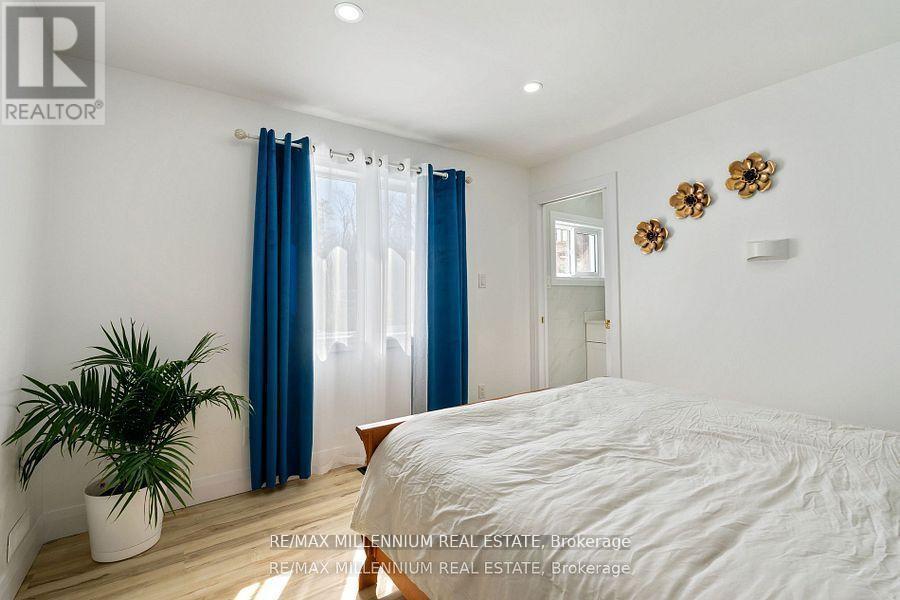 759 Chestnut Street, Innisfil, Ontario  L9S 2H8 - Photo 10 - N12716376