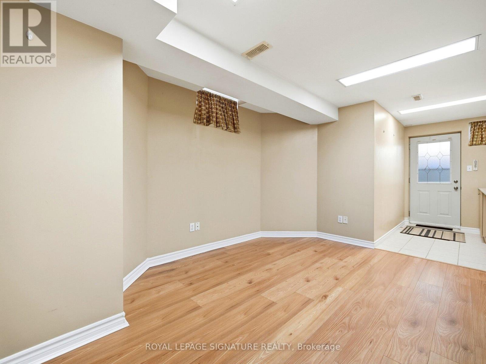 2 - 29 Ocean Avenue, Vaughan, Ontario  L6A 2X7 - Photo 11 - N12716500