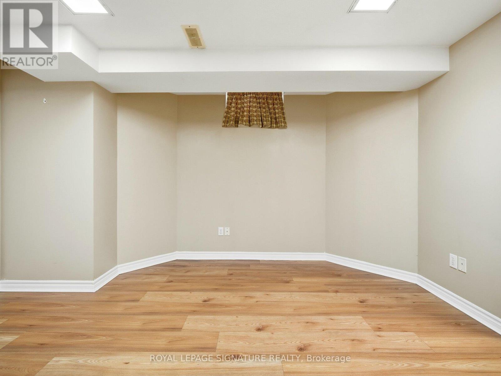 2 - 29 Ocean Avenue, Vaughan, Ontario  L6A 2X7 - Photo 12 - N12716500