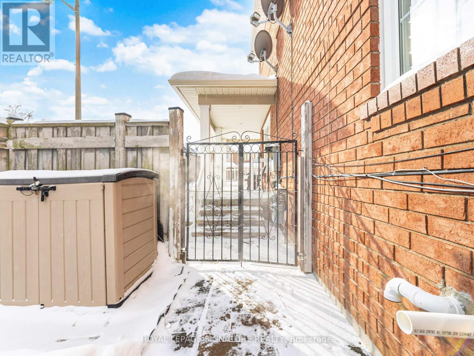 2 - 29 Ocean Avenue, Vaughan, Ontario  L6A 2X7 - Photo 35 - N12716500