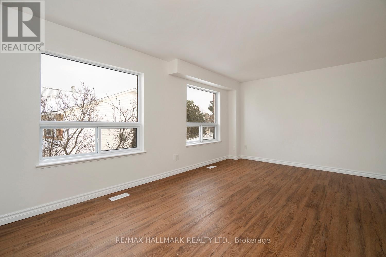 16 - 595 Gibney Crescent, Newmarket, Ontario  L3X 1Y3 - Photo 22 - N12716506