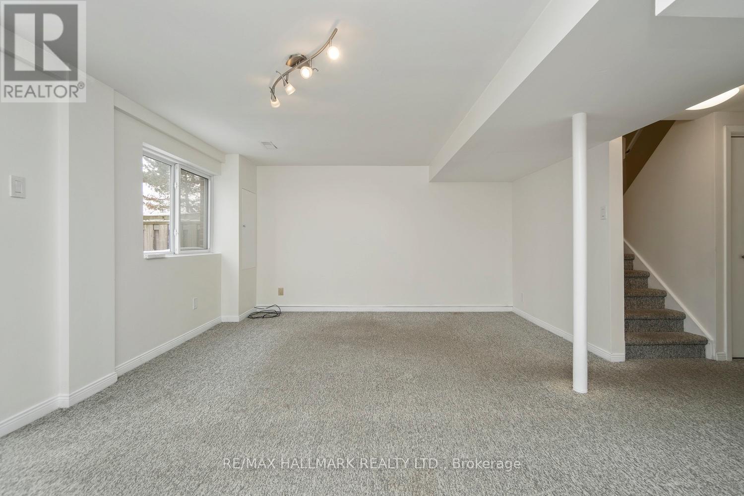 16 - 595 Gibney Crescent, Newmarket, Ontario  L3X 1Y3 - Photo 27 - N12716506