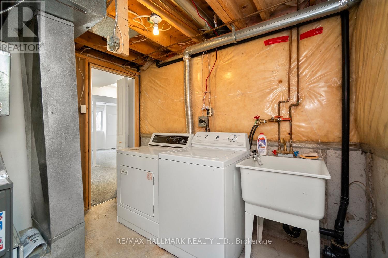 16 - 595 Gibney Crescent, Newmarket, Ontario  L3X 1Y3 - Photo 30 - N12716506