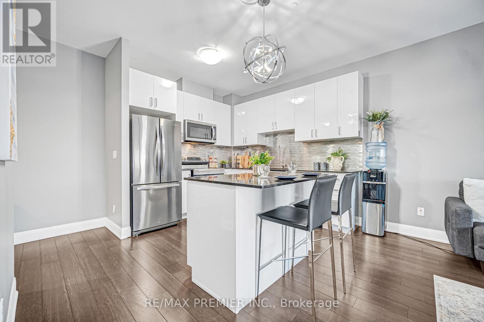 2001 - 2900 Highway 7, Vaughan, Ontario  L4K 0G3 - Photo 13 - N12716552