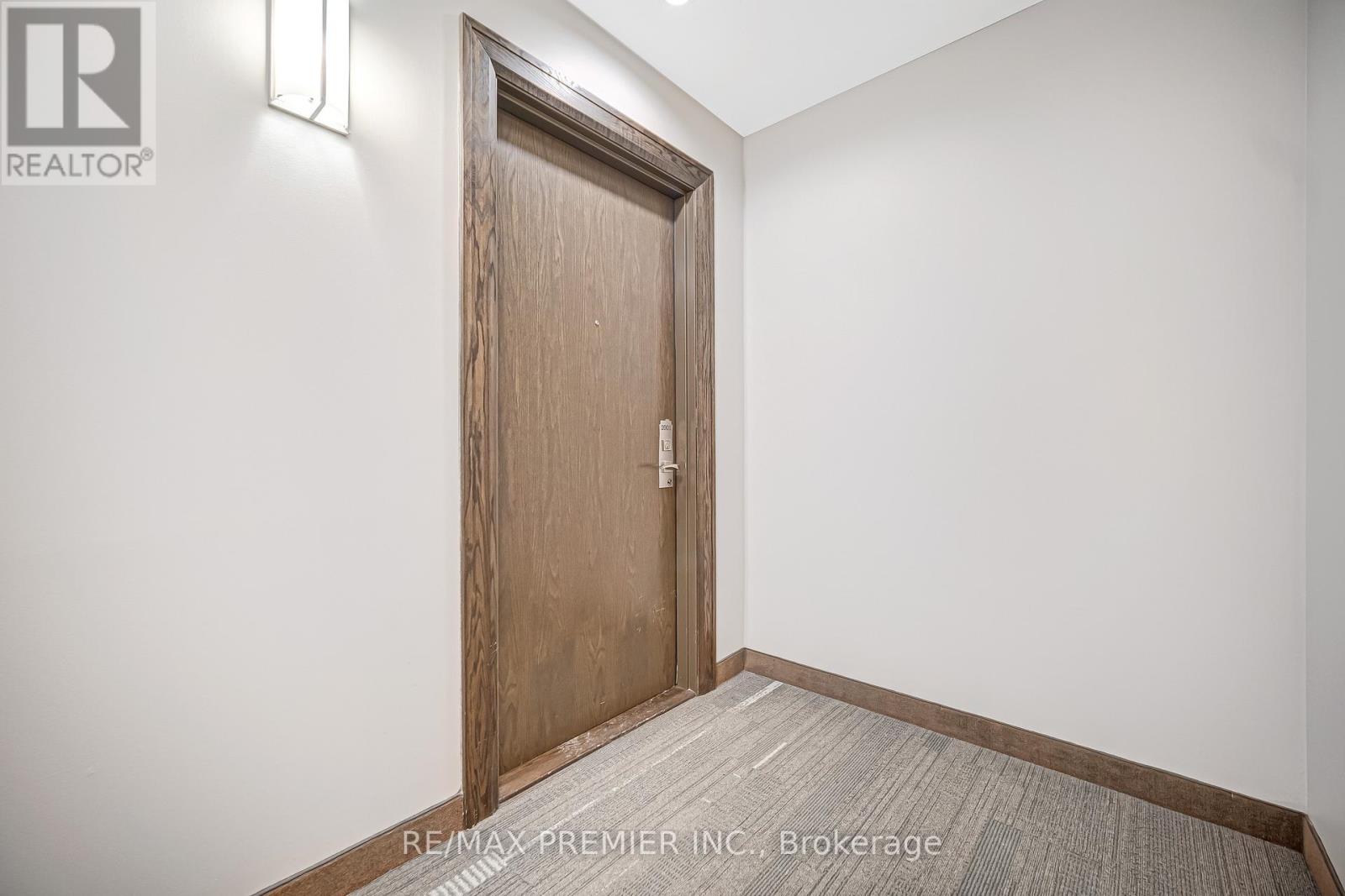 2001 - 2900 Highway 7, Vaughan, Ontario  L4K 0G3 - Photo 6 - N12716552